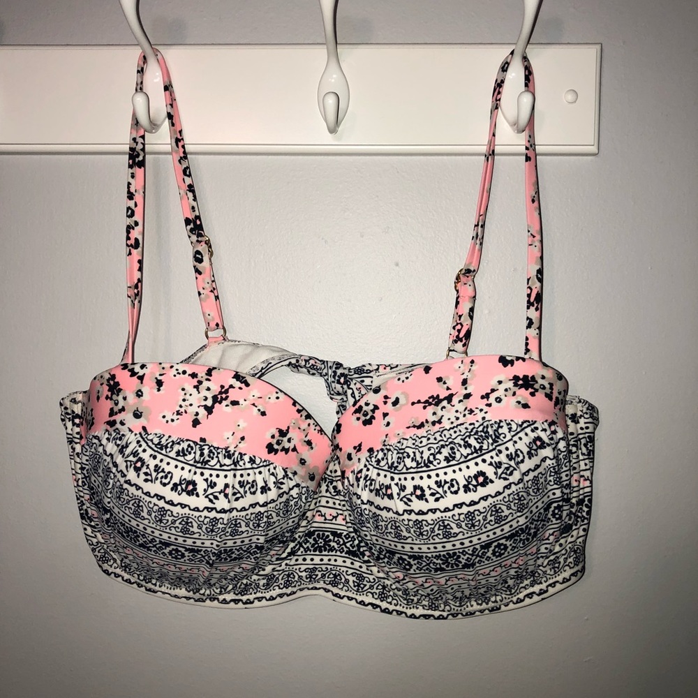 ⭐️Like new! Cute Navy Blue and Pink Bikini